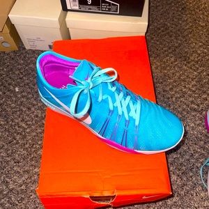 nike free tr 6 running cross fit shoes women's 833413-400 size 8.5